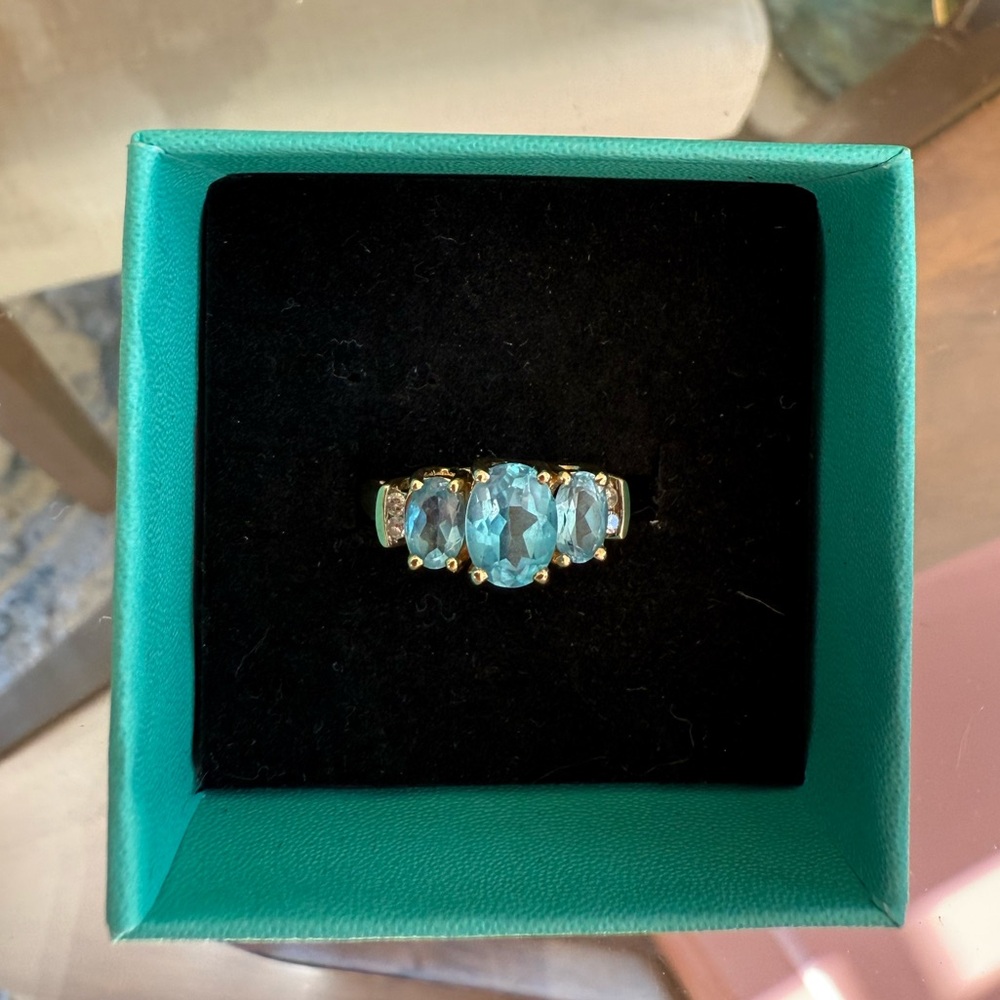 Vintage 1980' Blue TOPAZ 3 stone past present future ring. 10k THL Samuel Aaron